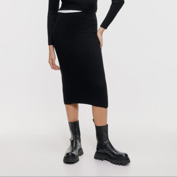 ZARA Lug Sole Boots - Black Leather Ankle Boots Size 8 US 39 EU - Picture 3 of 11